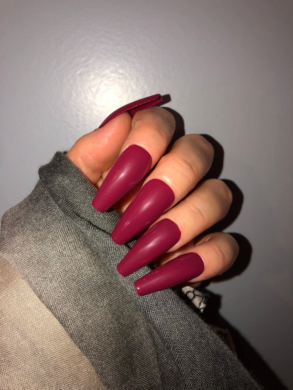 Bordeaux - Venuza Nails