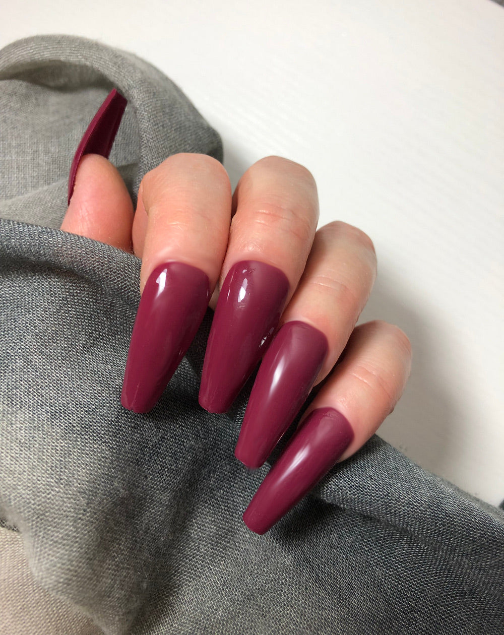 Bordeaux - Venuza Nails