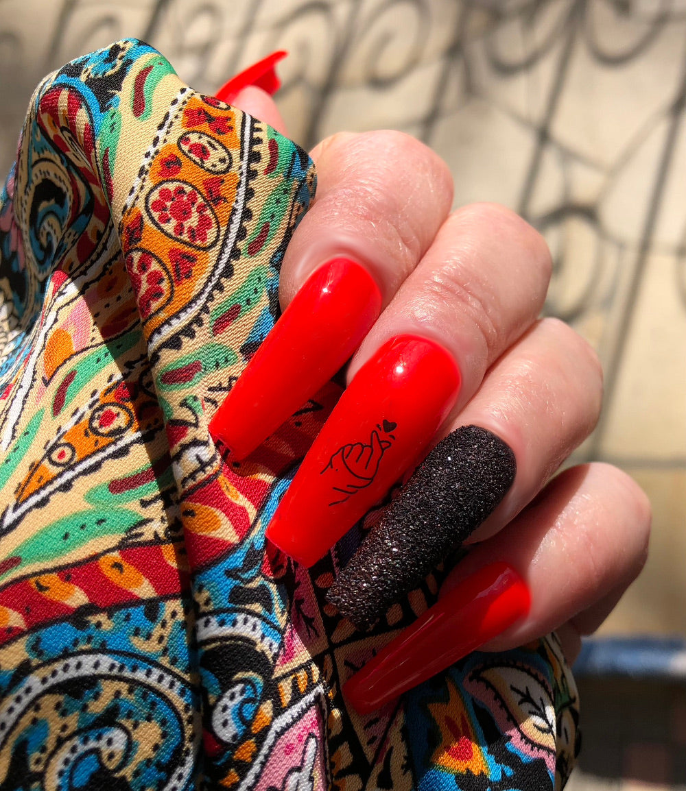 Finger Heart - Venuza Nails