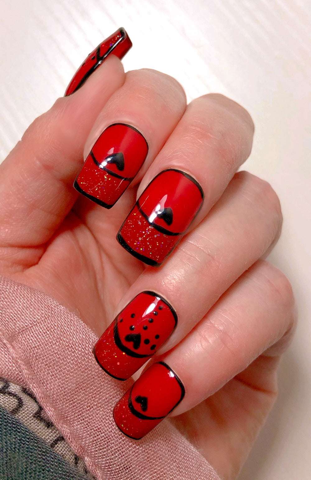 Amorata - Venuza Nails