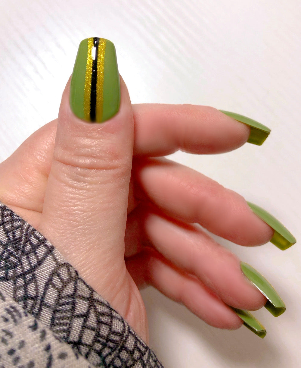 Gold and Green - Venuza Nails