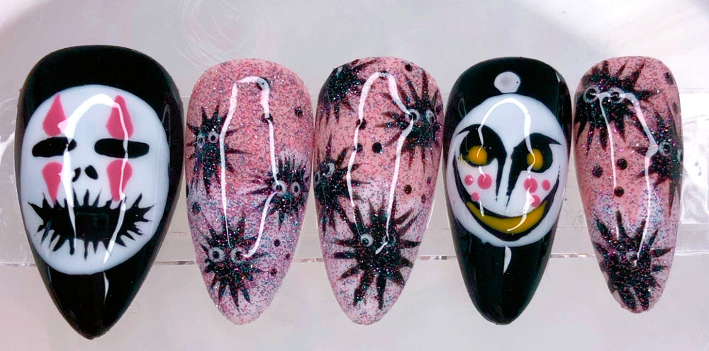 Creepy Face - Venuza Nails