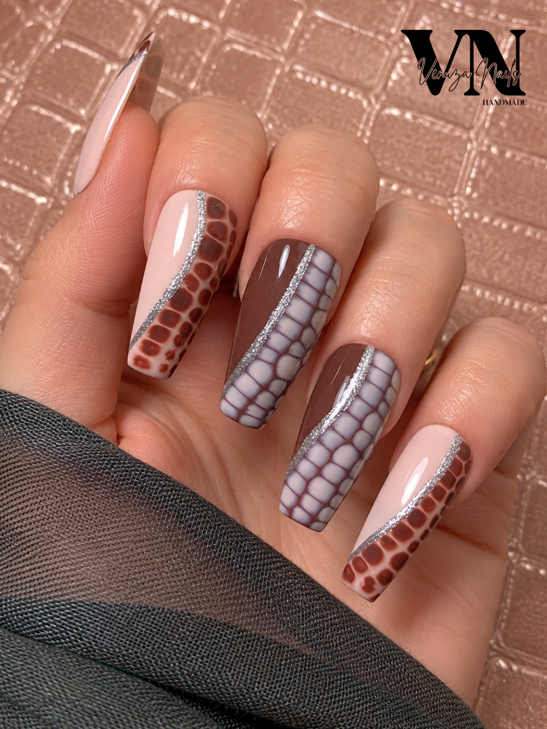 Croco Nude