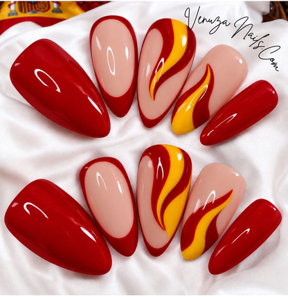 Press on nails Espana rouge et jaune avec nail art espagnol