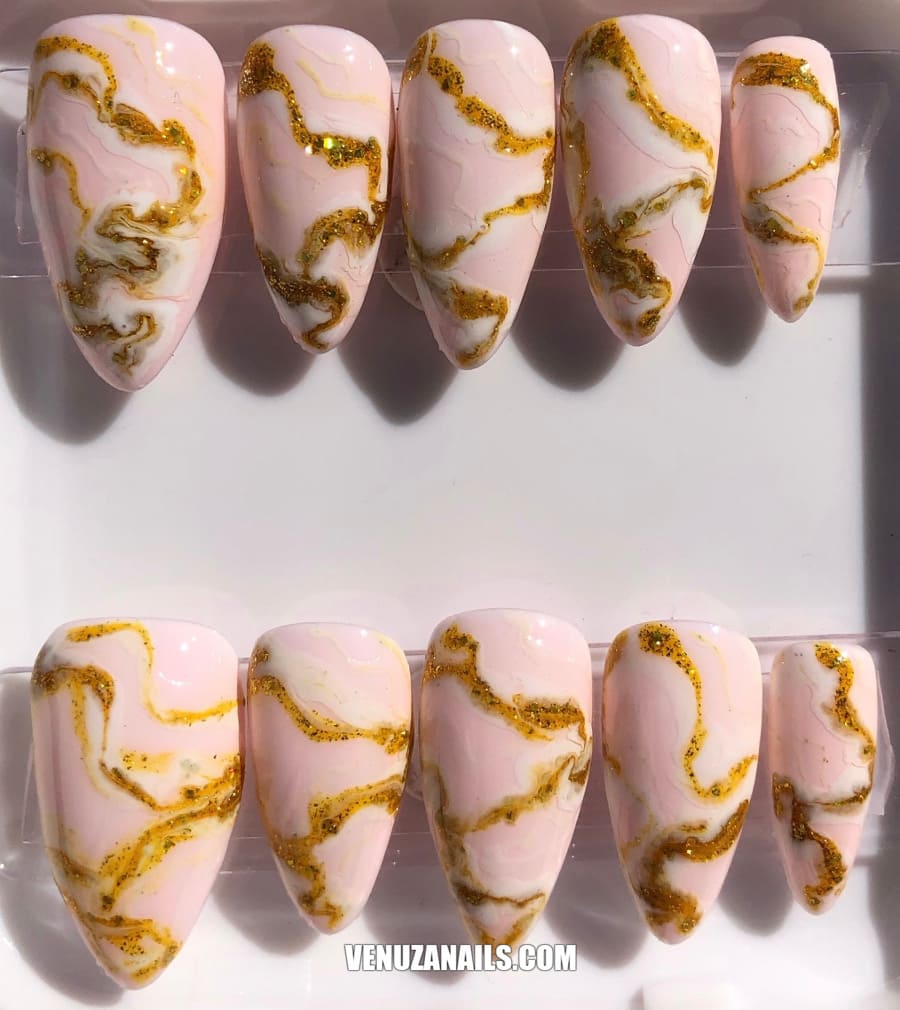 Press On Nails - Gold Kuros