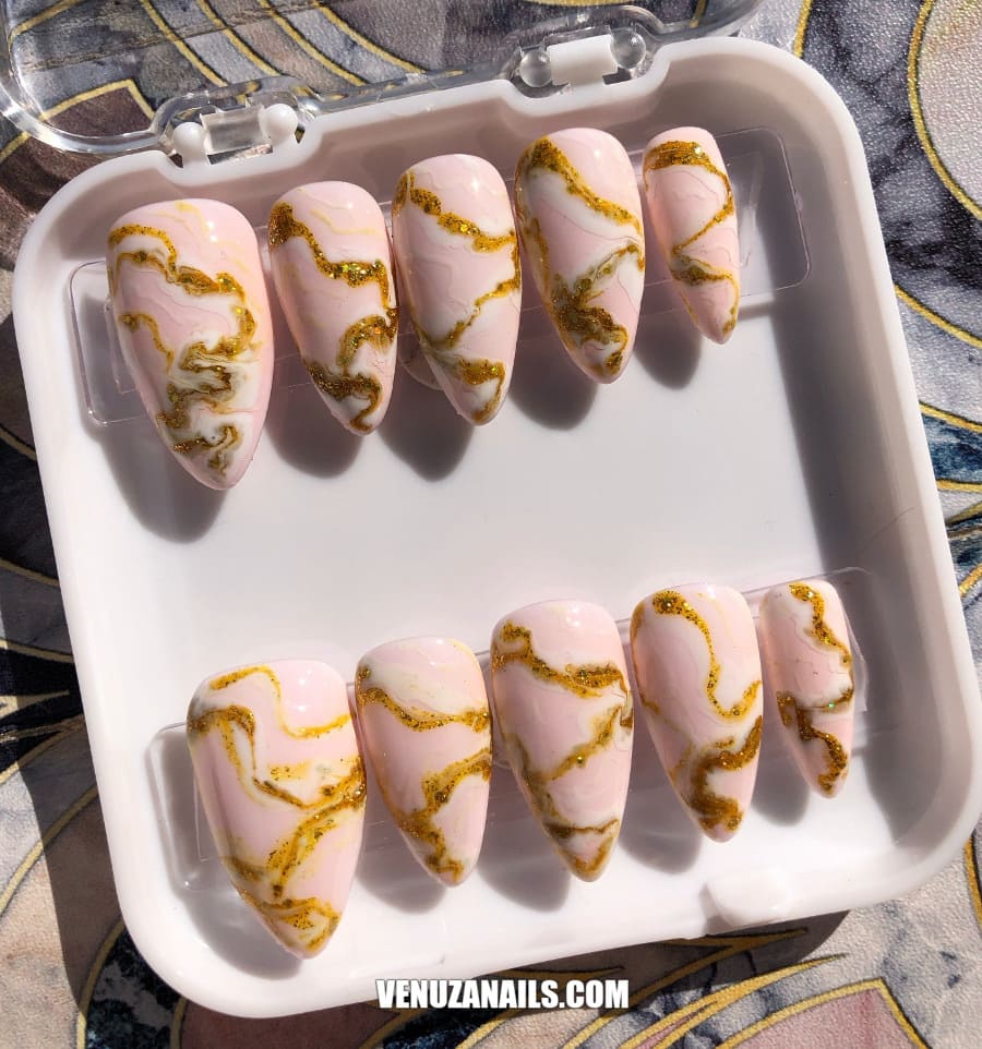 Press On Nails - Gold Kuros