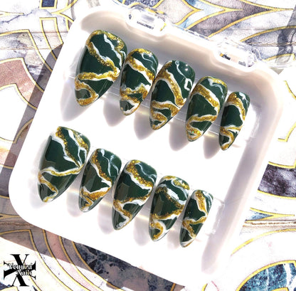 Press-On Nails - Amazonia