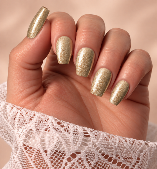 Press-on nails Glow Up champagne doré pailleté faits main en France – Venuza Nails