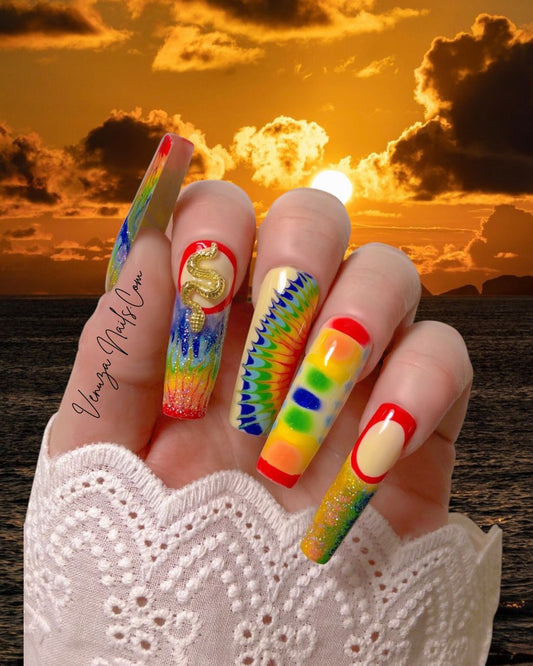 press-on-nails-rainbow-bijoux-serpent-carnaval