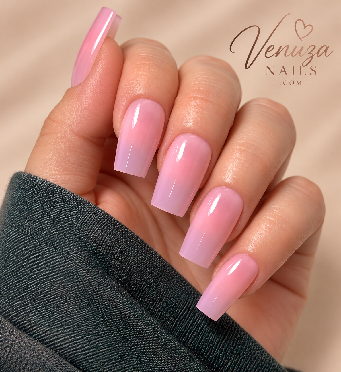 Faux ongles BABY POWDER rose bébé glossy, forme carrée – Venuza Nails