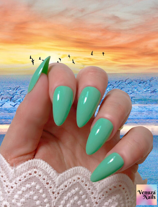 press-on-nails-turquoise-couleur-unie-bora-bora