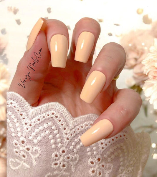 press-on-nails-vanilla-couleur-unie