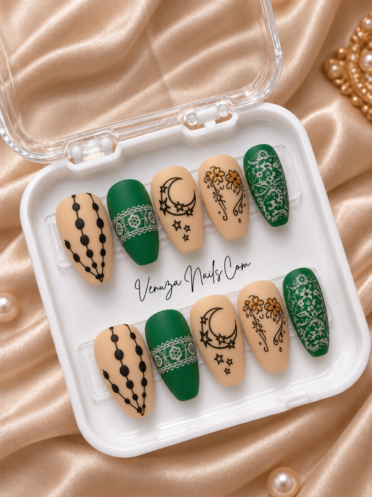 Christmas Moon - Press On Nails Nude et Vert Lune
