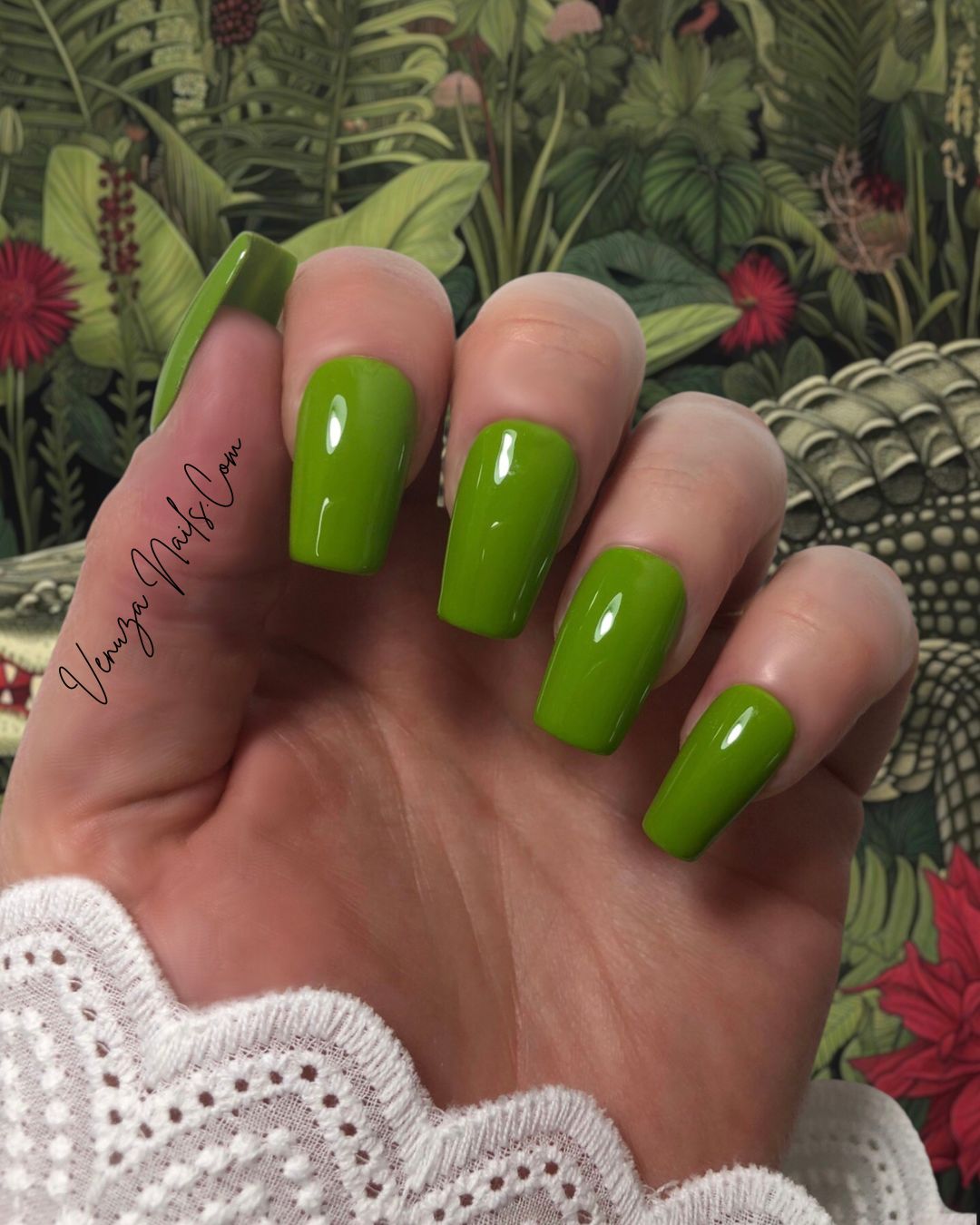 press-on nails vert kaki, couleur unie, fini glossy