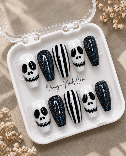 Mr Jack - Press On Nails - Halloween Têtes de Mort Noir Et Blanc